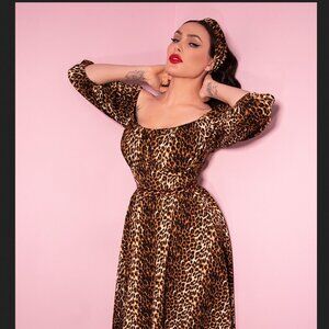 Vixen by Micheline Pitt - Leopard Print Vacation Dress Size Large No Belt EUC